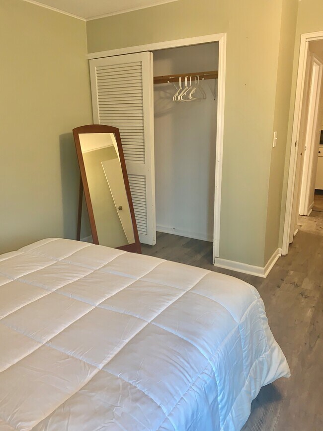 Photo - 140 Kenrick St Unidad 25