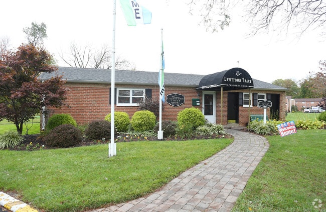 Levittown Trace Apartments