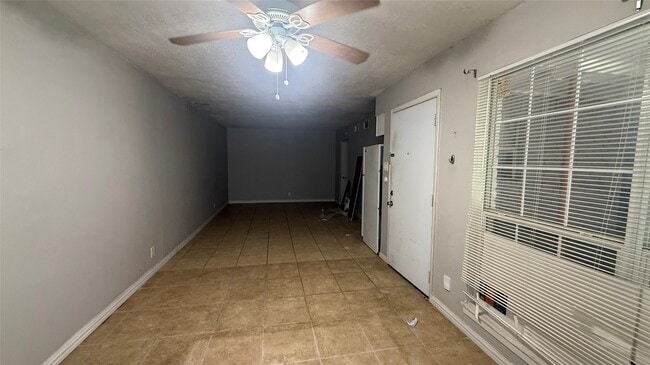 Photo - 710 Colquitt St Unit 02