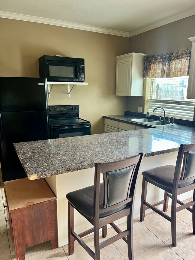 Photo - 2433 Duncan Dr