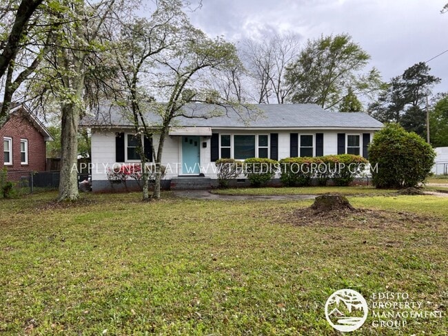 Photo - Updated 3-Bedroom Home in the Heart of Orangeburg!