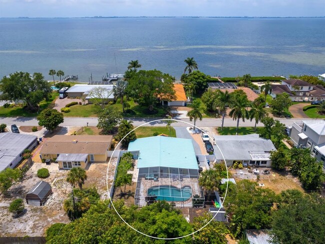 Photo - 3115 Bay Dr