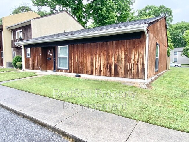 1449 Longdale Dr