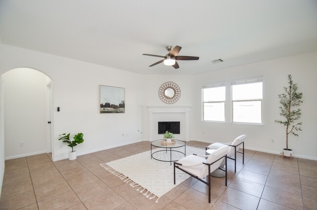 Photo - 8906 Hostler Dr