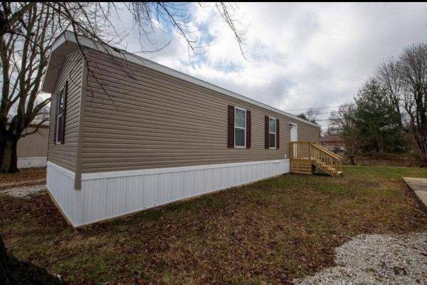 Photo - 23 Sundale Trailer Ct