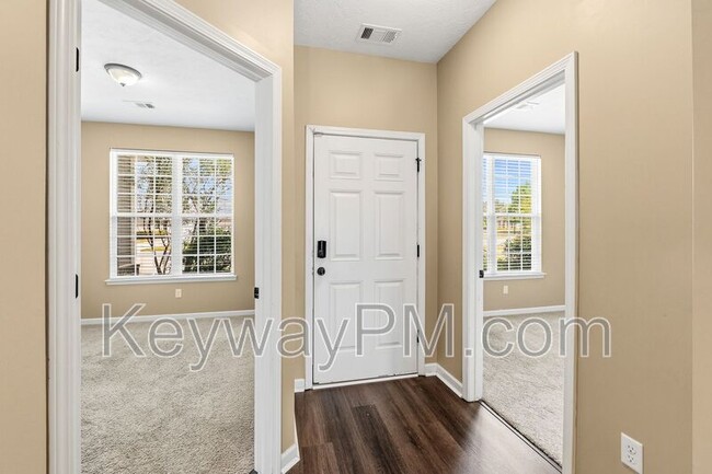 Photo - 1203 Derby Ln