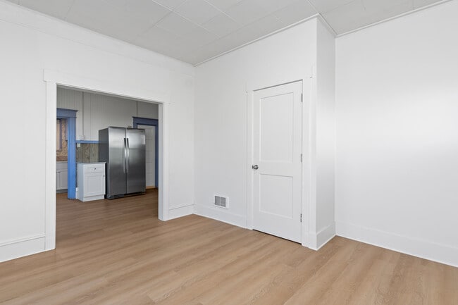 Living Room - 5708 7th Ave S