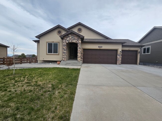 Building Photo - Amazing 5 Bed 3 Bath Home In Meridian Ranch!!