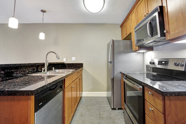 Photo - 10982 Roebling Ave