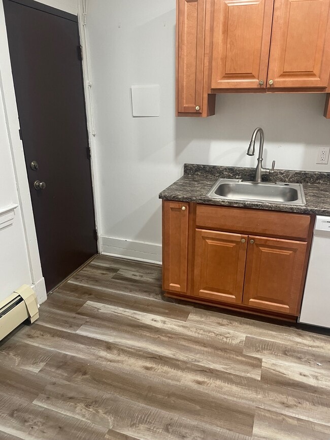 Photo - 2809 Neeld Ave