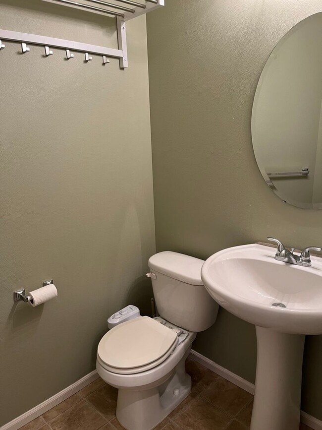 Photo - Lovely 3 Bedroom Home in Lakeland Hills In Auburn