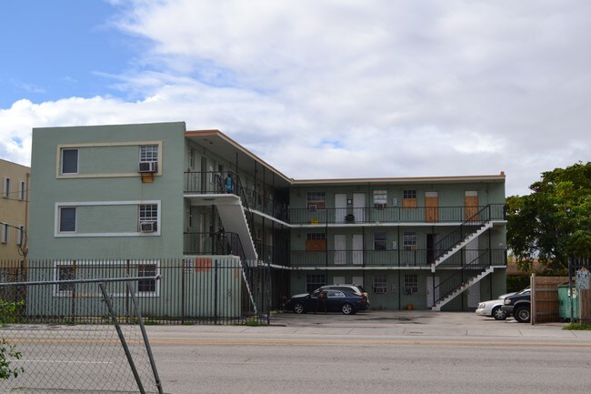 Photo - Miami Beverly Apartments