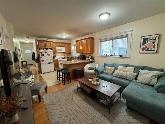 Photo - 29 Belknap St Unidad 2