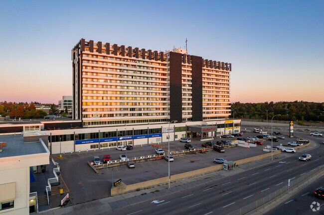 Building Photo - Mayfair Place Apartments