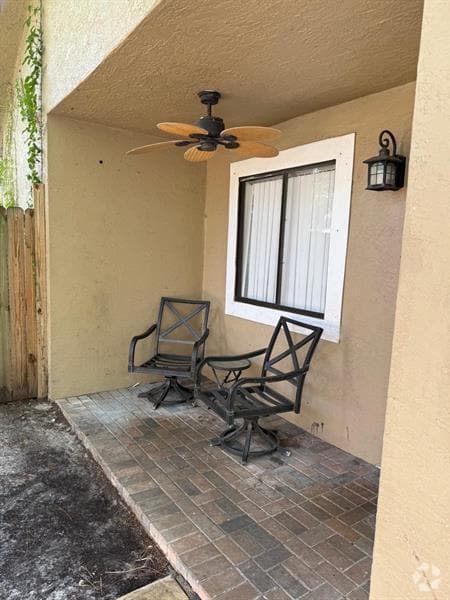 Building Photo - 1216 Periwinkle Pl Rental