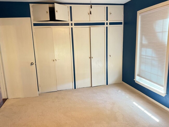 Photo - Charming 2 BR 1.5 bath house near ISU