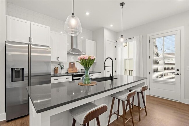 Photo - 146 Chestnut Cir