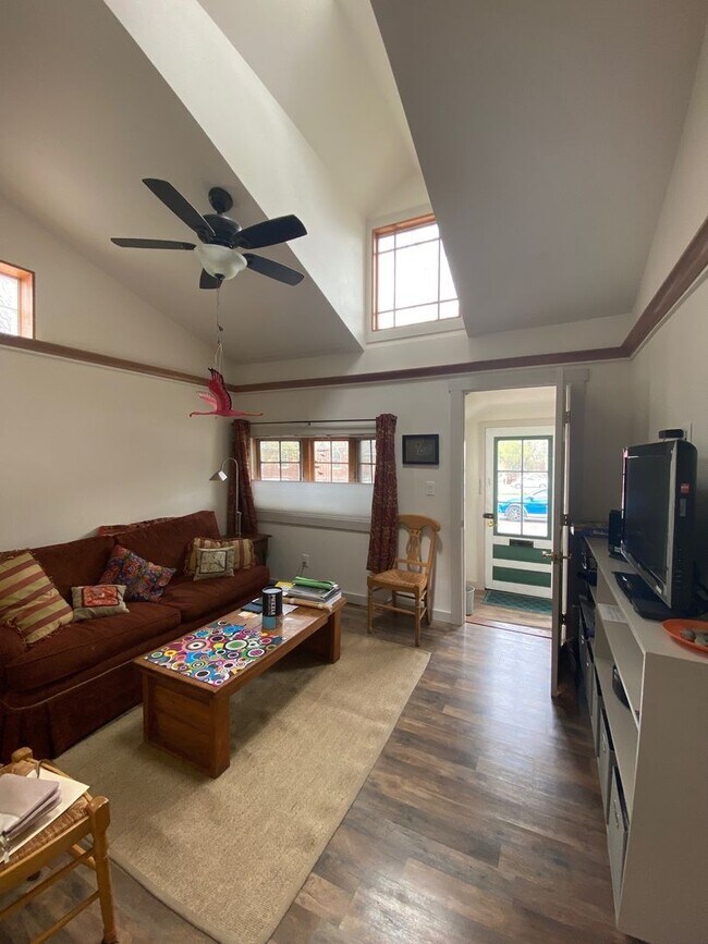 Photo - Furnished One Bedroom plus Office One Bath Seasonal Rental in Downtown Glenwood Springs