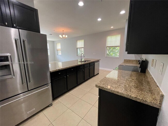 Photo - 974 SW 147th Ave