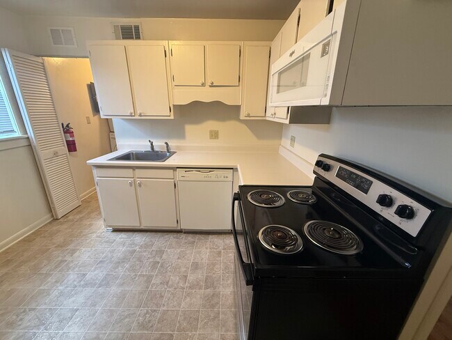 Photo - 425 S Church St Unidad 5