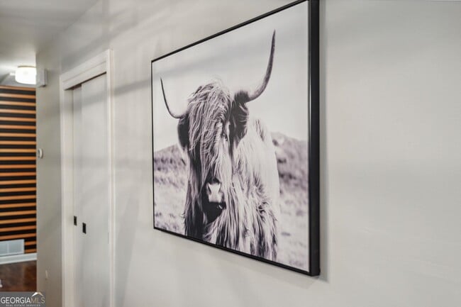 Photo - 425 Plantation Rd SW