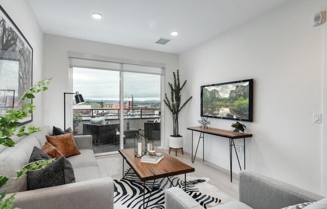 Building Photo - 1616 S Broadway Unit #312 Rental
