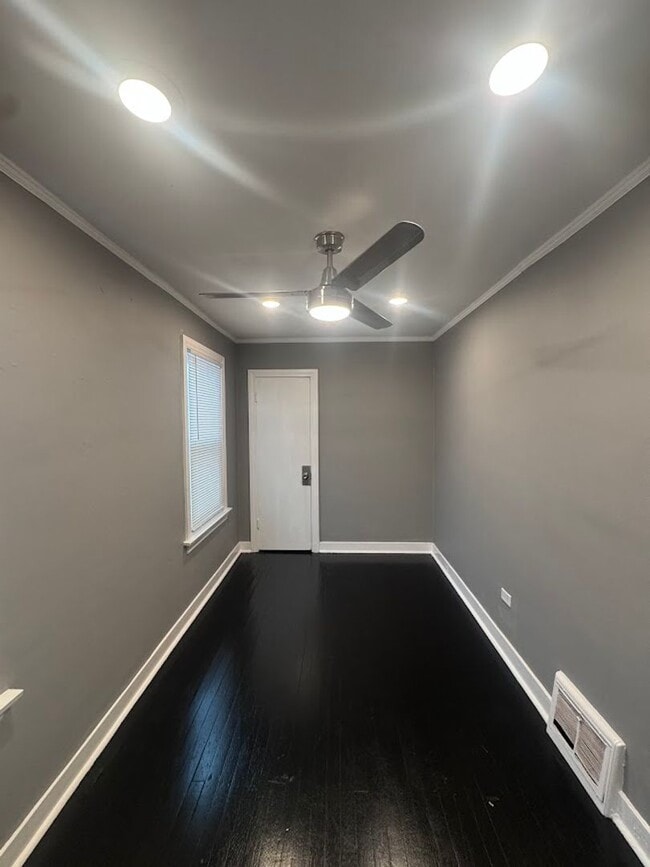 Photo - 227 W 112th Pl Unit 2