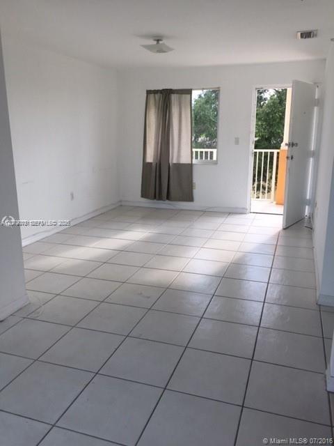 Photo - 1453 SW 3rd St Unit 302