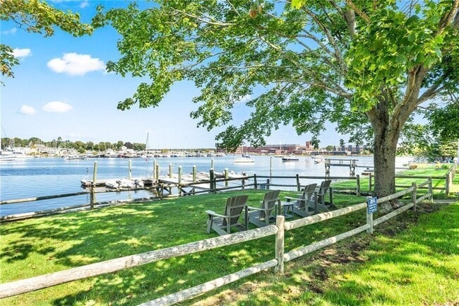 Photo - 33 Melrose Ave