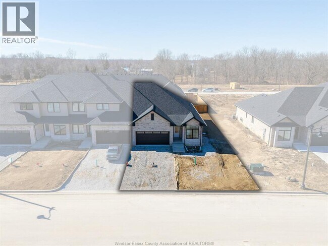 Photo - 709 Elliot Pt Rd