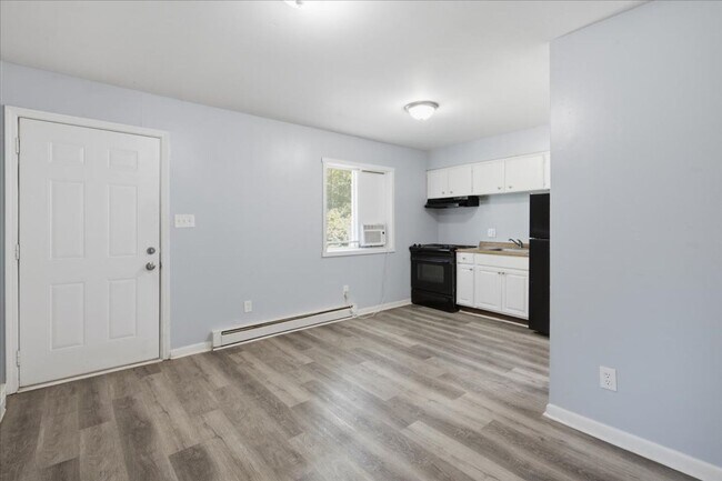 Photo - 8820 E 45th St Unit 8820 E 45th St -  4