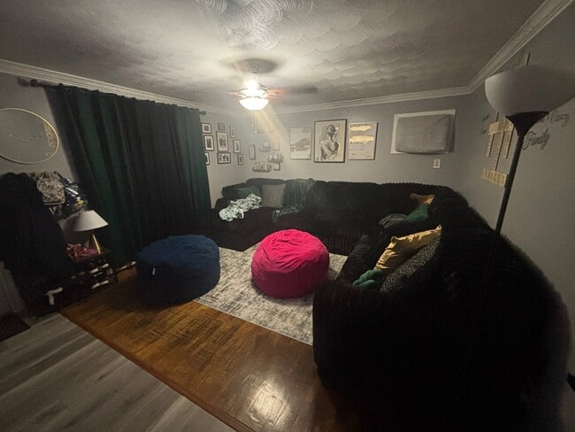 Photo - 181 Hubbell Ave