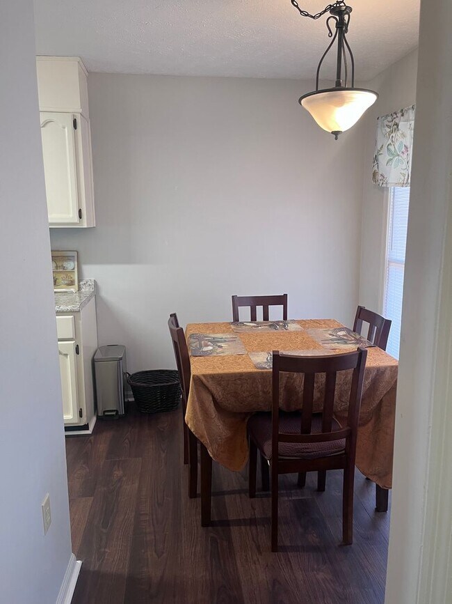 Photo - Old Charleston Circle (1003)