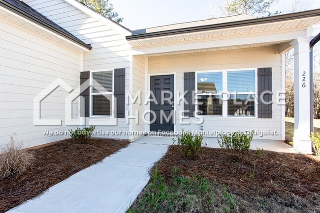 Photo - 226 W L Miller Dr