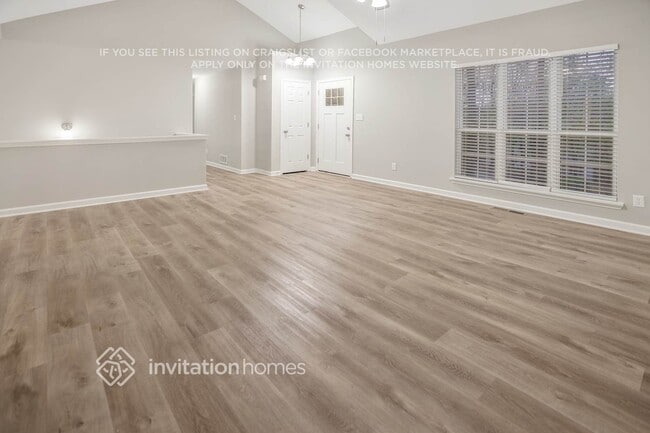 Photo - 190 Lakeview Terrace