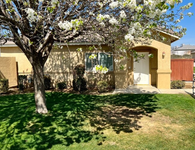 Building Photo - 708 Meadow Grove Ct Unit A