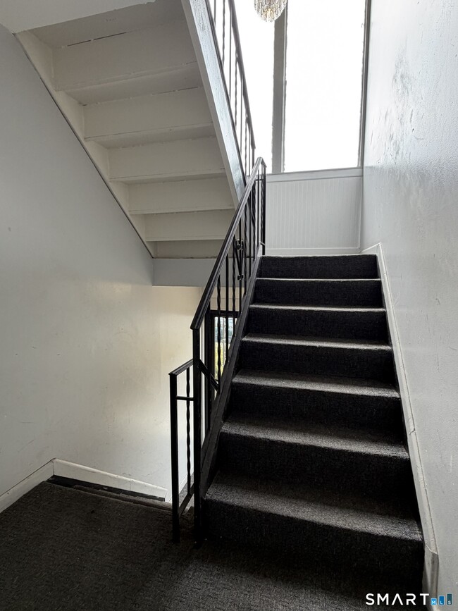 Photo - 179 Elm St Unit 12