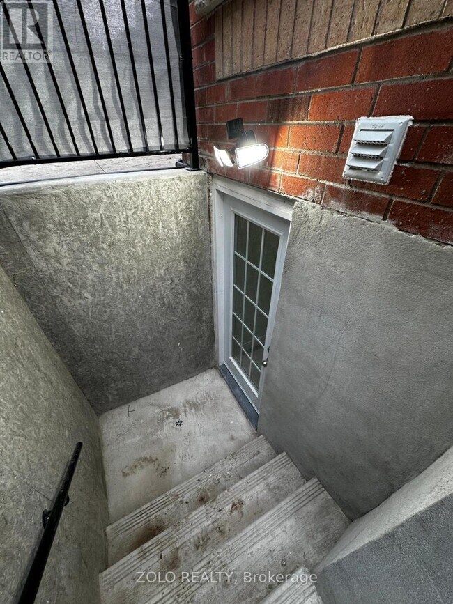 Photo - 7327 Glamorgan Way