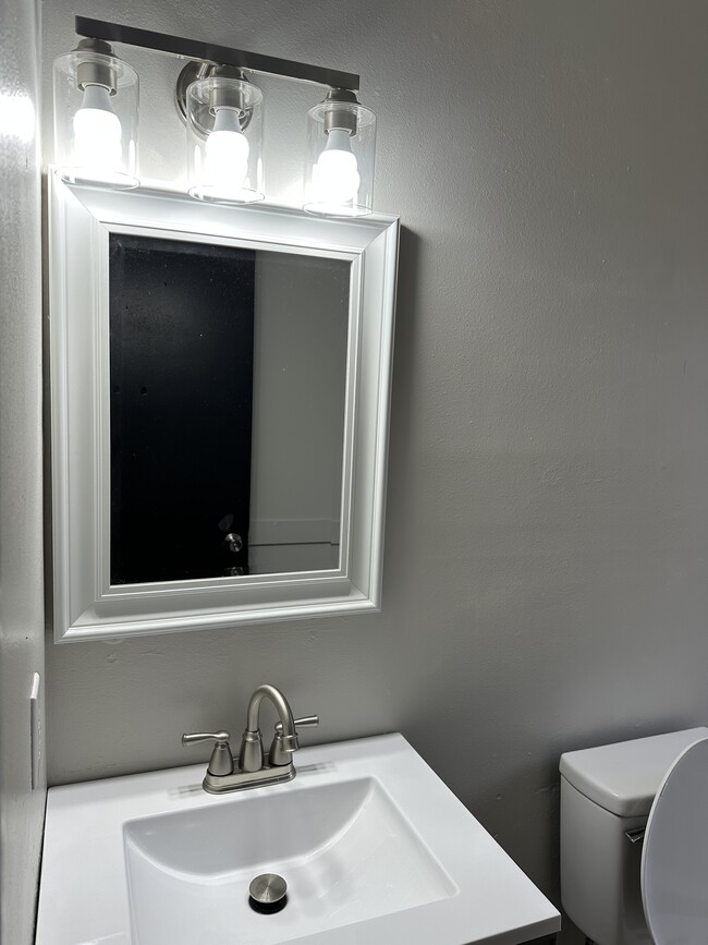 Photo - 219 N Carys Ln Unidad Carys Lane