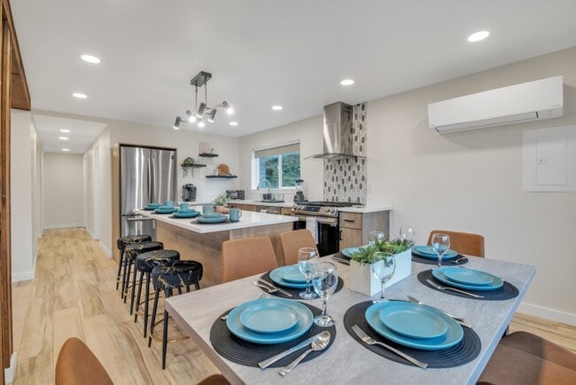 13672 51st Ave S Unit 1