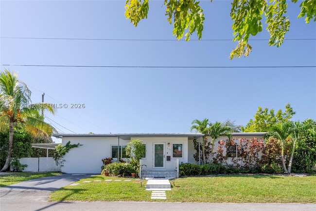Photo - 3130 SW 27th St