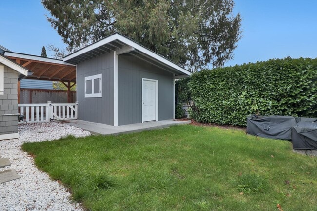 Photo - 721 N Stevens St