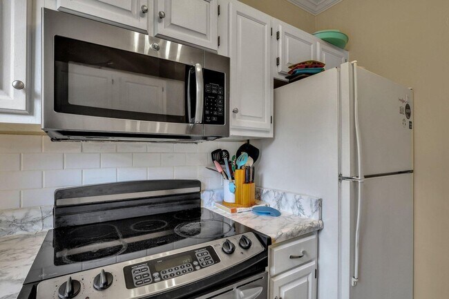 Photo - Gorgeous Two Bedroom - Two and One Half Bath Apartment - Excellent Location!