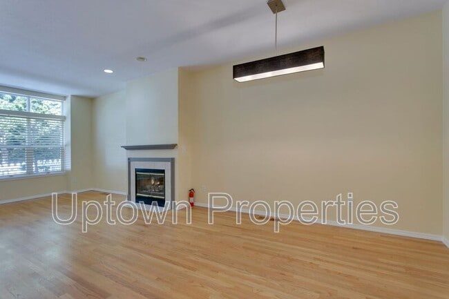 Photo - 3706 SW Troy St