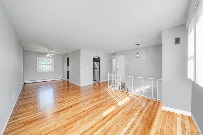 Photo - 7 Homecrest Ave