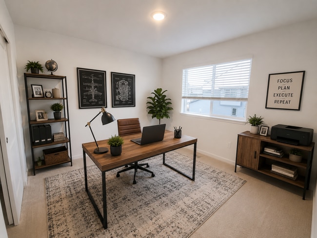 Photo - Newer Townhouse in Ideal North Gate Location!