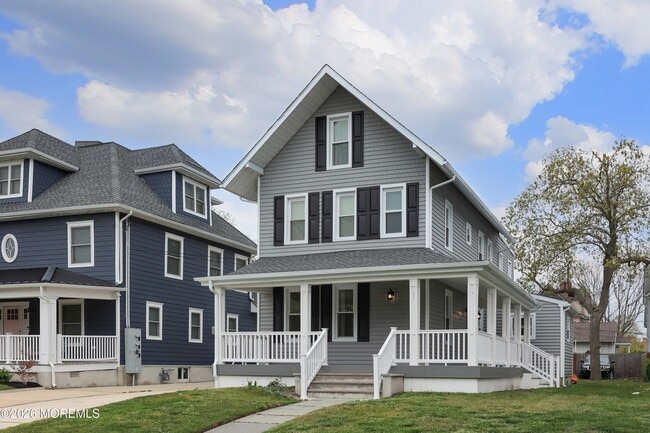 Building Photo - 603 2nd Ave