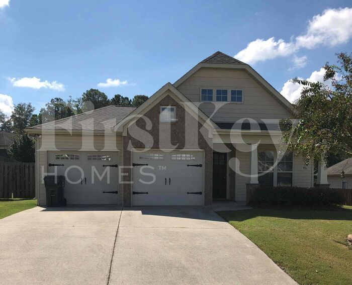 Photo - 180 Rossburg Dr