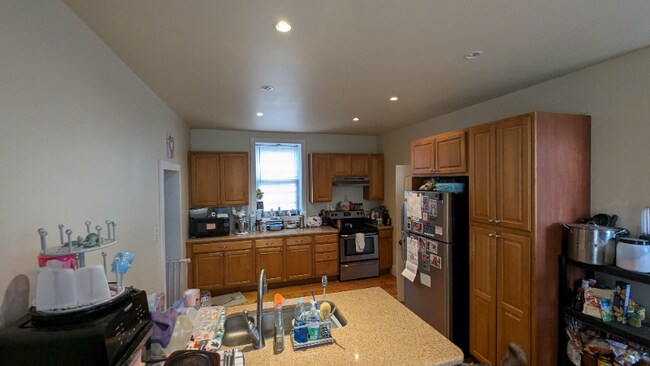 Photo - 401 High St Unit B