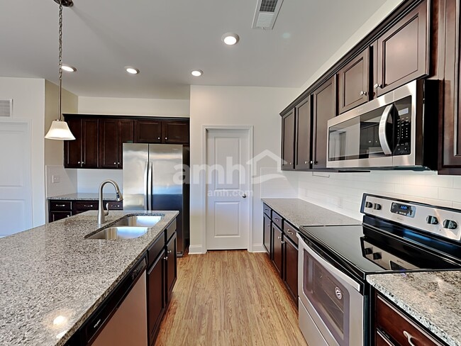 Photo - 4820 Weber Ct